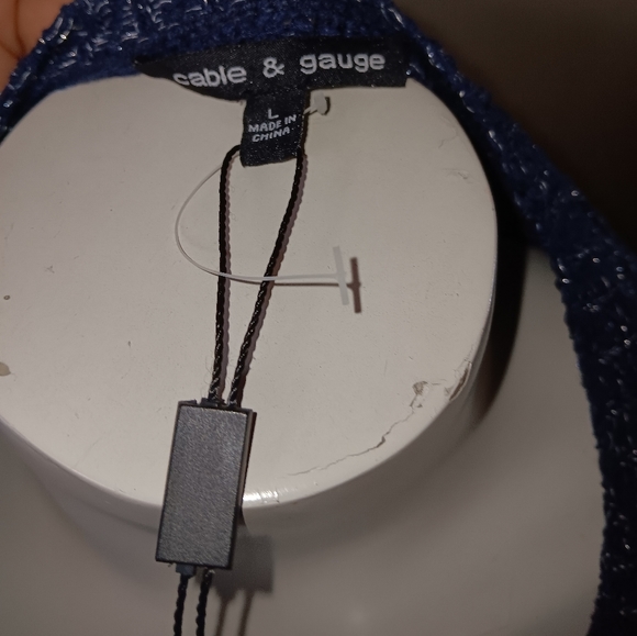 Cable & Gauge sweater - Picture 2 of 5